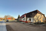 HORN IMMOBILIEN++ 15 km bis Neubrandenburg, schöne Doppelhaushälfte mit großen Grundstück & 2 Garagen - Doppelhaushälfte Bassow Bassow | Angebot:26855373
