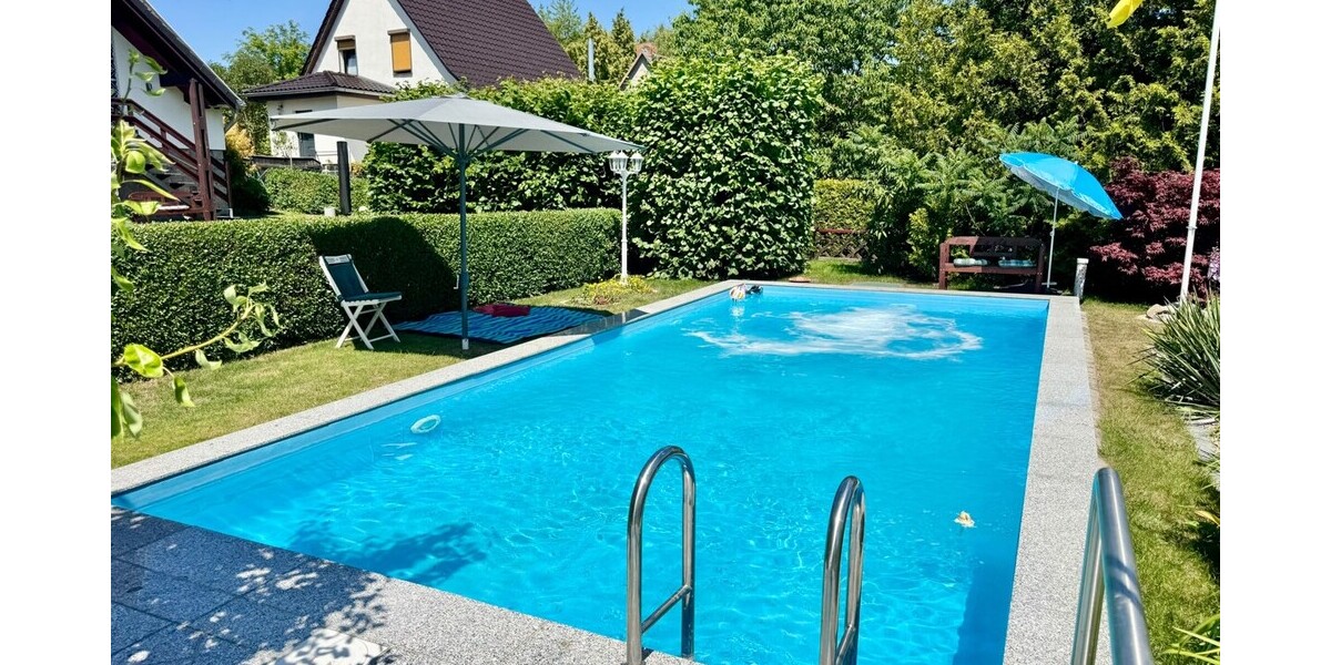 Schwimmpool mit Gegenstromanlage