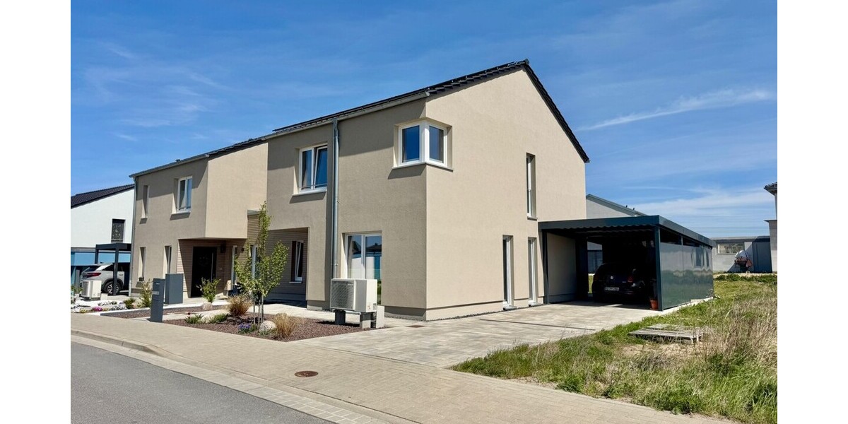 Hausansicht Straßenseite