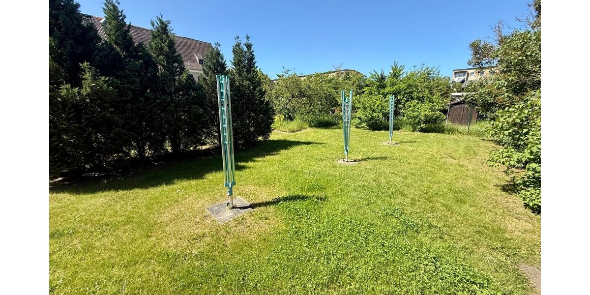 Grundstück
